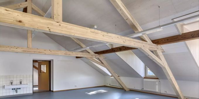 Schulhaus Oberwangen: Dachgeschoss dachgeschoss