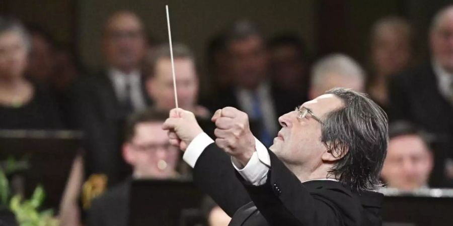 Riccardo Muti sorgt sich um die Zukunft der italienischen Oper und seines Metiers. Foto: Hans Punz/APA/dpa