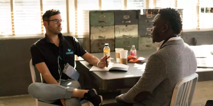 Achten Sie auf die folgenden Do's und Dont's, wenn Sie mit Headhunter zusammenarbeiten. Headhunter Do's Dont's