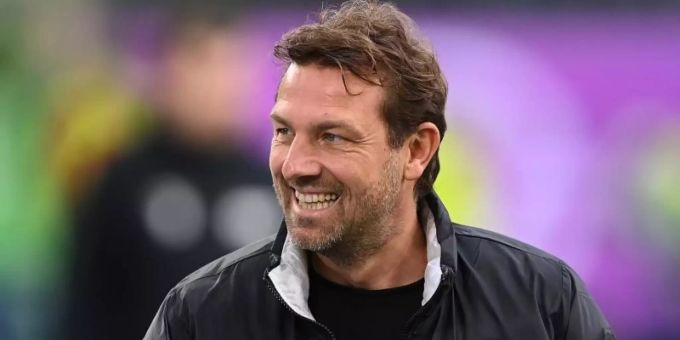 Der Cheftrainer des FC Augsburg: Markus Weinzierl. Foto: Swen Pförtner/dpa Der Cheftrainer des FC Augsburg: Markus Weinzierl. Foto: Swen Pförtner/dpa