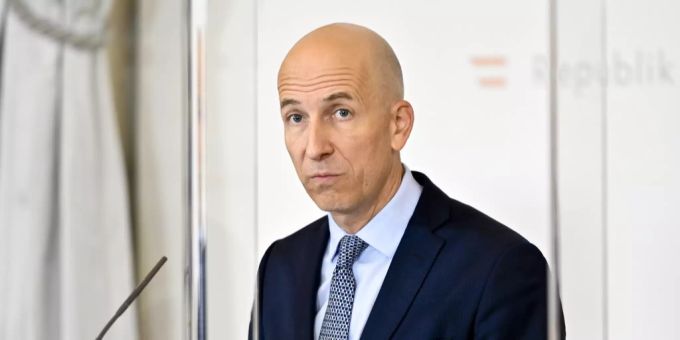 ÖVP-Arbeitsminister Martin Kocher will positive Anreize für Impfwillige schaffen. martin kocher övp