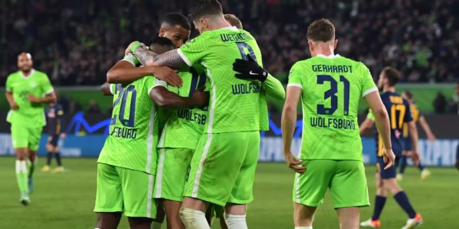 Der VfL Wolfsburg setzte sich gegen Red Bull Salzburg durch. Foto: Swen Pförtner/dpa