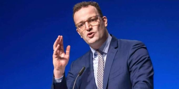 Jens Spahn ist für kostenpflichtige Tests. Jens Spahn