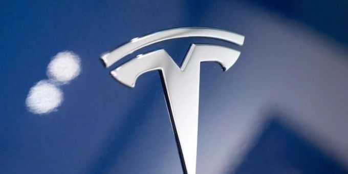 Tesla hat einen neuen Quartals-Rekord bei seinen Auslieferungen aufgestellt. Foto: Christophe Gateau/dpa Tesla hat einen neuen Quartals-Rekord bei seinen Auslieferungen aufgestellt. Foto: Christophe Gateau/dpa