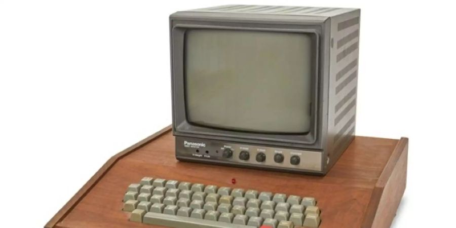 Dieser Apple-1 wurde für 400.000 Dollar versteigert