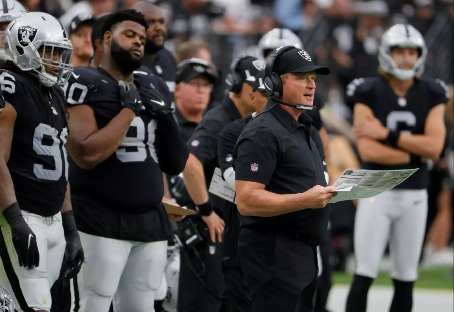 Jon Gruden erhielt im Jahr 2018 einen Zehn-Jahres-Vetrag bei den Las Vegas Raiders.