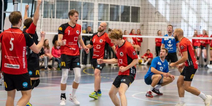 Der BTV Aarau schlägt den TSV Jona Volleyball in fünf Sätzen H1 Jona