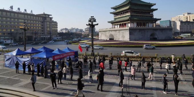 Stadt abgeriegelt - 13 Millionen Chinesen müssen in den Lockdown