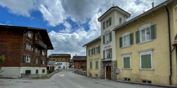 Dorfzentrum Breil/Brigels. Dorfzentrum Breil/Brigels.