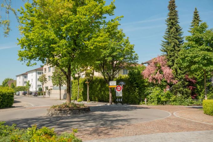 Schachenfeldstrasse in Widen (AG). Schachenfeldstrasse in Widen (AG).