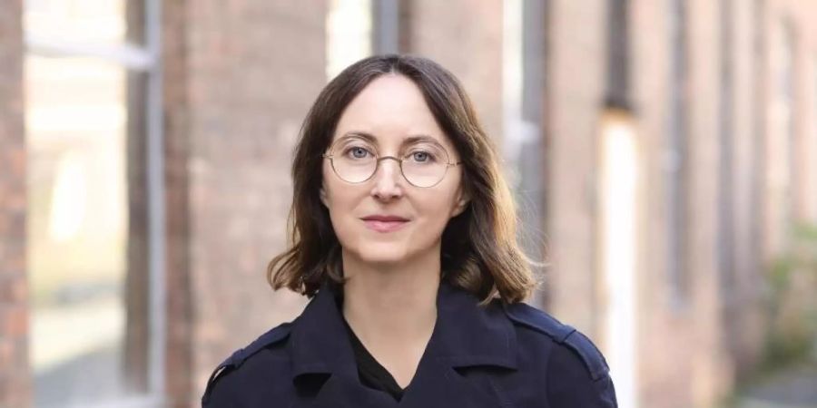 Die Künstlerin Maria Eichhorn. Foto: Jens Ziehe/Deutscher Pavillon auf der Biennale in Venedig/dpa