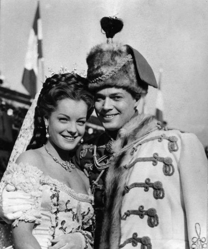 Romy Schneider spielte in der Verfilmung Kaiserin Sissi und Karlheinz Böhm Kaiser Franzl. sisi sissi