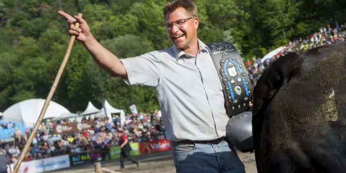 15 tote Kühe - Toni Brunner erklärt den Gewitter-Horror für die Tiere