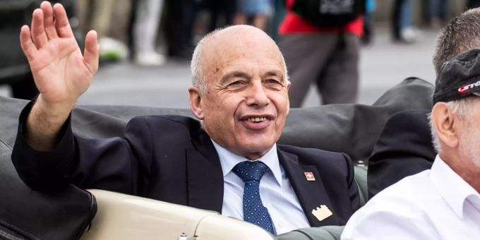 Bundespräsident Ueli Maurer während dem Festumzug am Eidgenössischen Turnfest 2019 in Aarau am 22. Juni 2019. Ueli Maurer