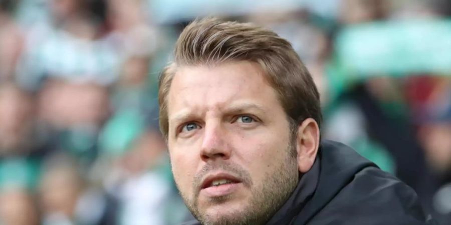 Trainer Florian Kohfeldt hat seinen Vertrag beim SV Werder Bremen bis 2023 verlängert. Foto: Friso Gentsch