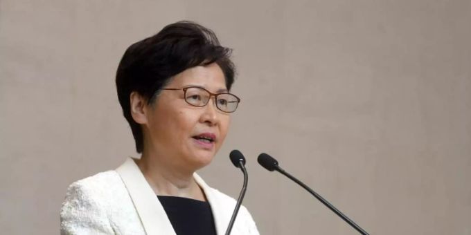 In Hongkong - Regierungschefin fordert Ende der Demonstrationen