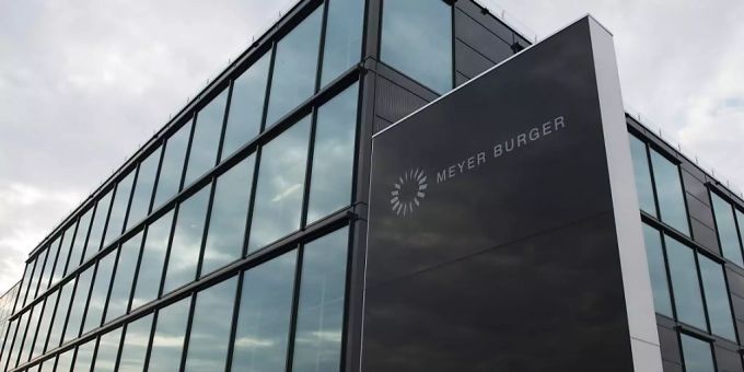 Das Solartechnikunternehmen Meyer Burger. meyer burger