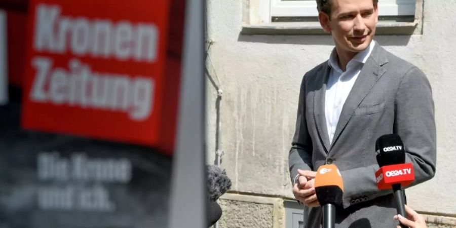 Kurz nach seiner Stimmabgabe in Wien