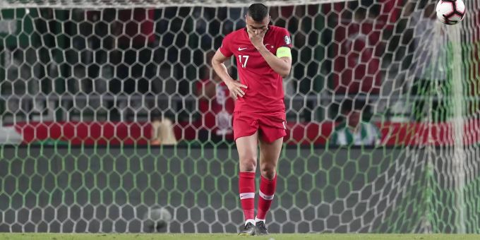Die Türkei gastiert in Island – und am Flughafen kam es zu einem Eklat. Türkei Island Fussball