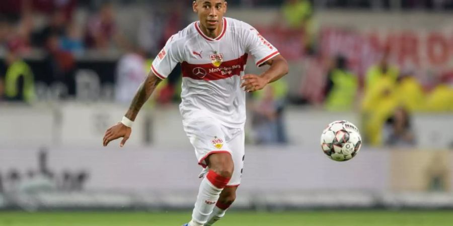 Dennis Aogo bekommt beim VfB Stuttgart keinen neuen Vertrag. Foto: Matthias Balk
