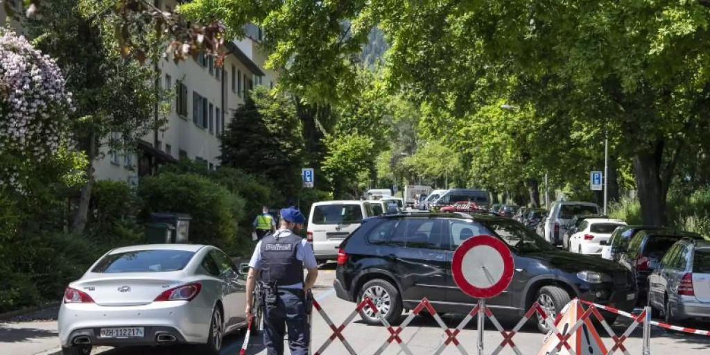 Drei Tote Nach Geiselnahme In Zürich