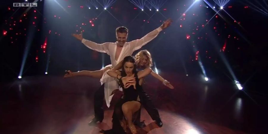 Das Let's Dance Trio Ella Endlich, Valentin und seine Frau Renata brachten den Saal mit ihrem Tanz zum Kochen.