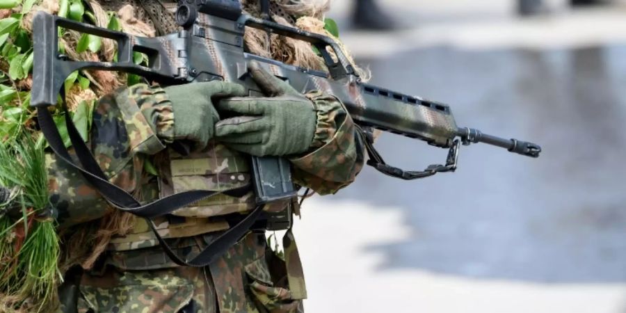 Bundeswehrsoldat bei Übung