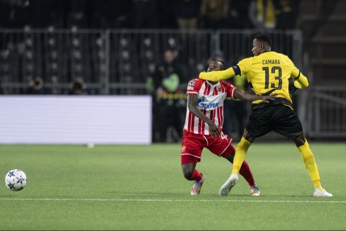 Ali Camara (rechts) fehlt bei YB derzeit, er weilt am Afrika-Cup. YB