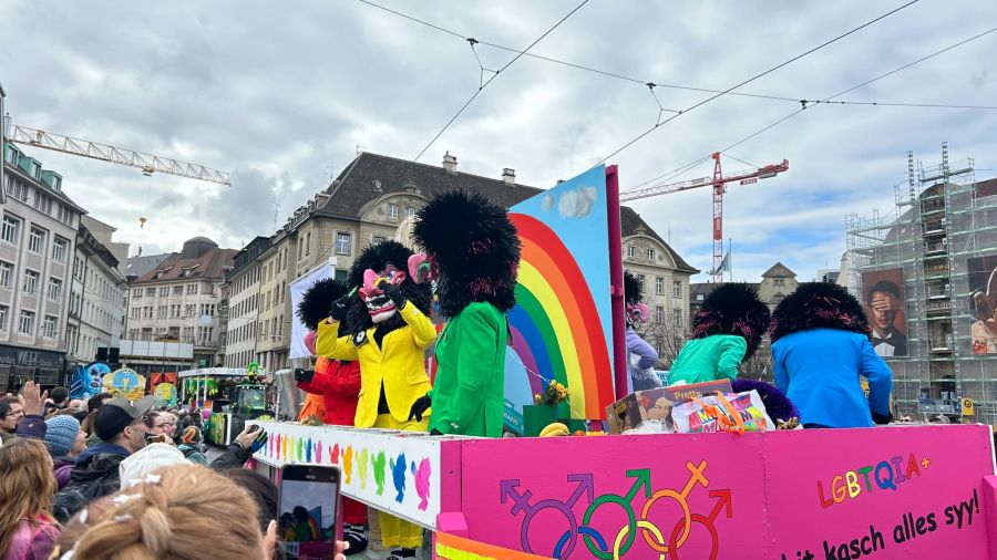 Weiterhin beschäftigt die Gesellschaft auch das Thema LGBTQIA+.