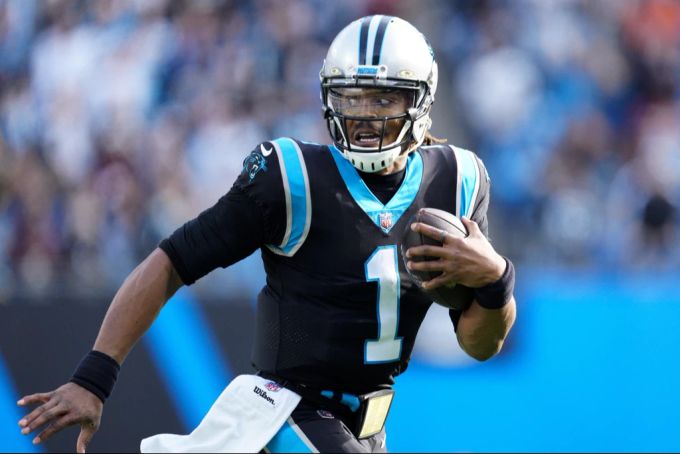 Cam Newton gehörte in der NFL einst zu den besten Quarterbacks. NFL Cam Newton