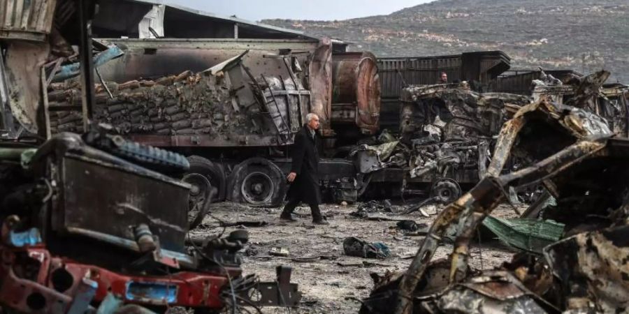 Zerstörung nach einem Luftangriff im syrischen Gebiet Idlib. (Symbolbild). Foto: Anas Alkharboutli/dpa