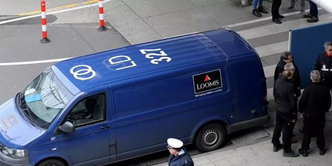 Im Februar war der verurteilte Entführer Thomas Drach in Amsterdam festgenommen worden. Verdacht diesmal: mehrere Überfälle auf Geldtransporter in Deutschland. Foto: Oliver Berg/dpa Im Februar war der verurteilte Entführer Thomas Drach in Amsterdam festgenommen worden. Verdacht diesmal: mehrere Überfälle auf Geldtransporter in Deutschland. Foto: Oliver Berg/dpa