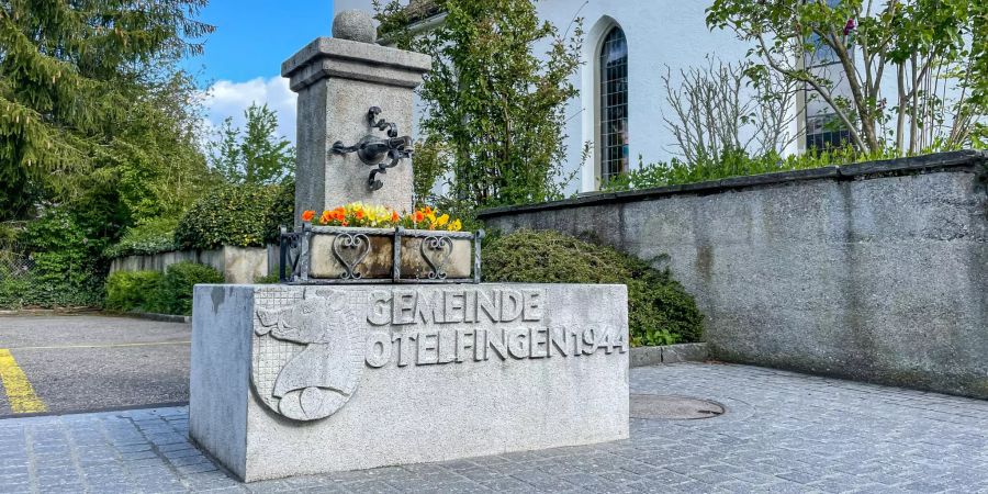 Dorfbrunnen der Gemeinde Otelfingen.