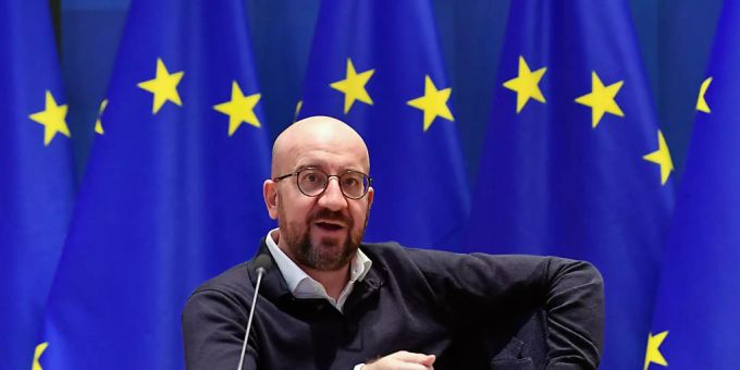 Charles Michel, Präsident des Europäisches Rates, nimmt im Gebäude des Europäischen Rates an einer Videokonferenz mit Bundeskanzlerin Merkel teil. Foto: John Thys/Pool AFP/dpa Charles Michel, Präsident des Europäisches Rates, nimmt im Gebäude des Europäischen Rates an einer Videokonferenz mit Bundeskanzlerin Merkel teil. Foto: John Thys/Pool AFP/dpa
