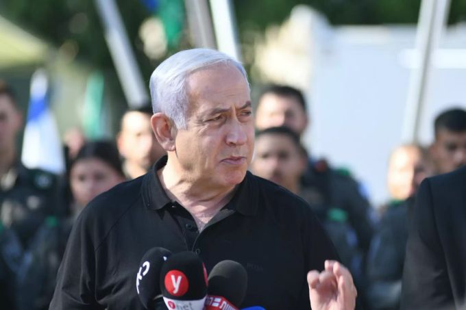 Benjamin Netanjahu, Ministerpräsident von Israel, spricht während eines Treffens mit der israelischen Grenzpolizei. Konflikt in Nahost