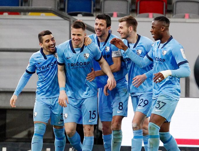 VfL Bochum gewinnt mit 3:0. VfL Bochum