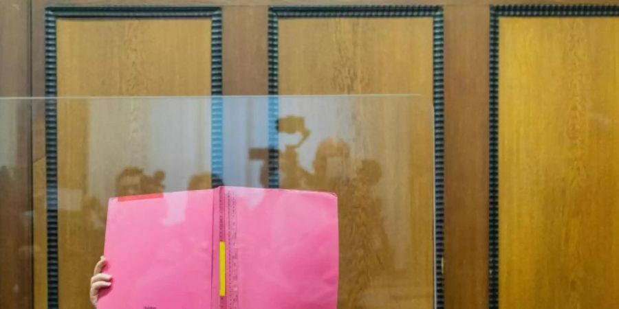 Nach dem Tod von Kitakind Greta beantragt die Staatsanwalt eine lebenslange Haft für die Erzieherin. Foto: Rolf Vennenbernd/dpa