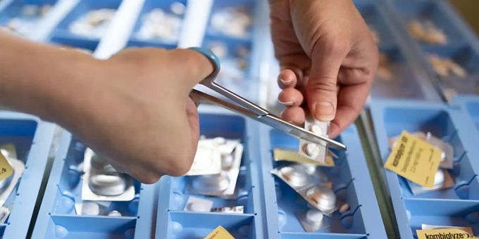 Noch keine Pille gefunden wurde für das Ansteigen der Gesundheitskosten. Noch keine Pille gefunden wurde für das Ansteigen der Gesundheitskosten.