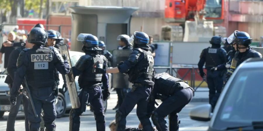 Festnahme bei Protest der «Gelbwesten»