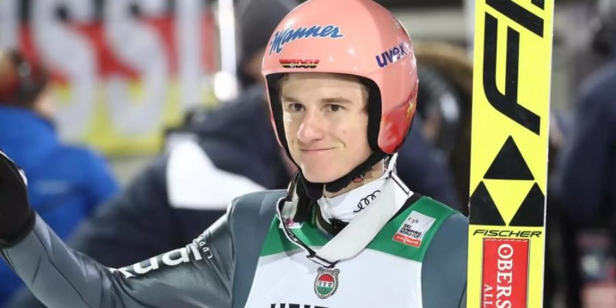 Skispringer Geiger will die Tournee-Enttäuschungen der vergangenen Jahre endlich hinter sich bringen. Foto: Daniel Karmann/Archivbild