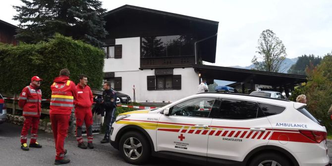 TIROL: POLIZEI ERMITTELT IN KITZBÜHEL WEGEN FÜNFFACHEN MORDES