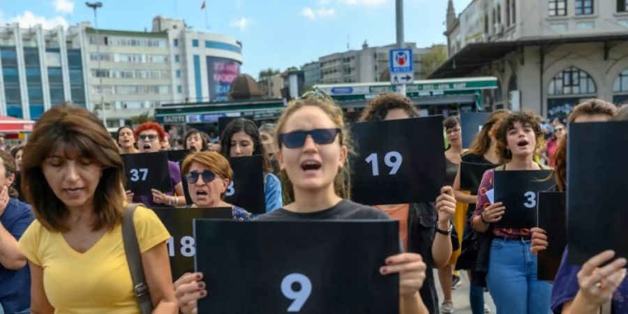 Demonstrantinnen in Istanbul Ende September