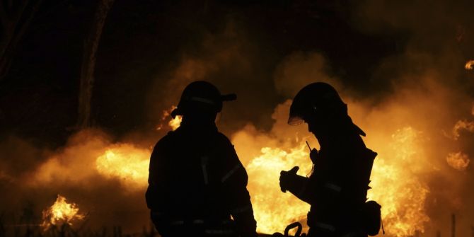 Feuer Brand Feuerwehrleute