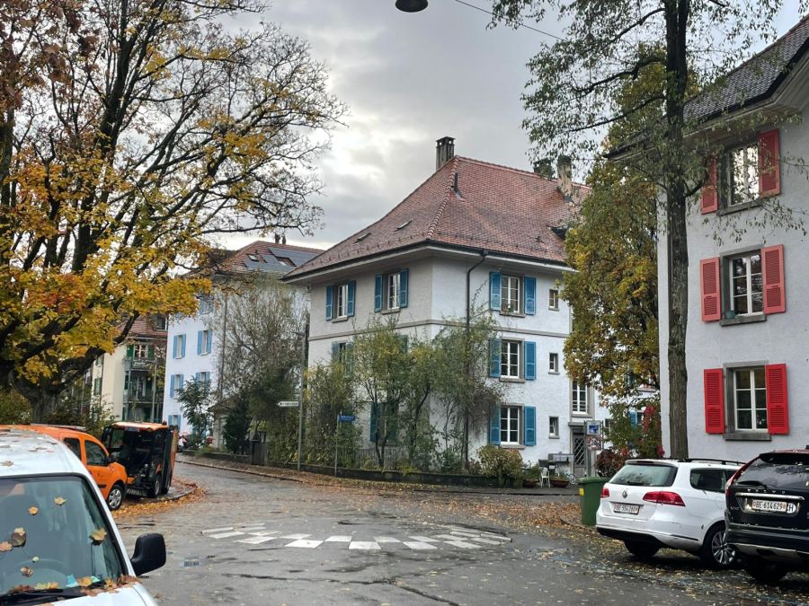 Für Autos und Motorräder ist die Durchfahrt dann tabu.