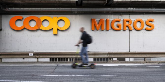 Coop Migros Logos Rollerfahrer