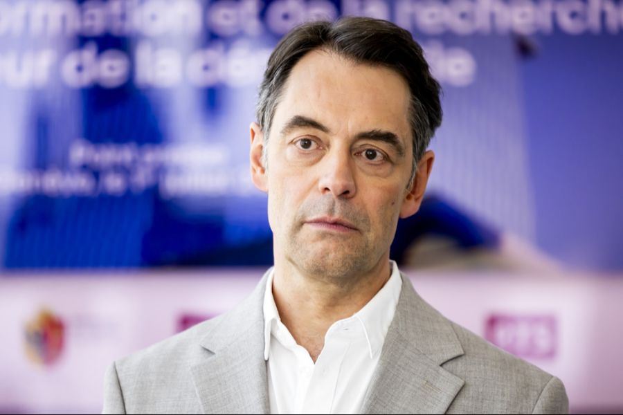 ... und Pascal Crittin, Direktor von RTS, erhalten mit knapp 390'000 Franken einen fürstlichen Jahreslohn.