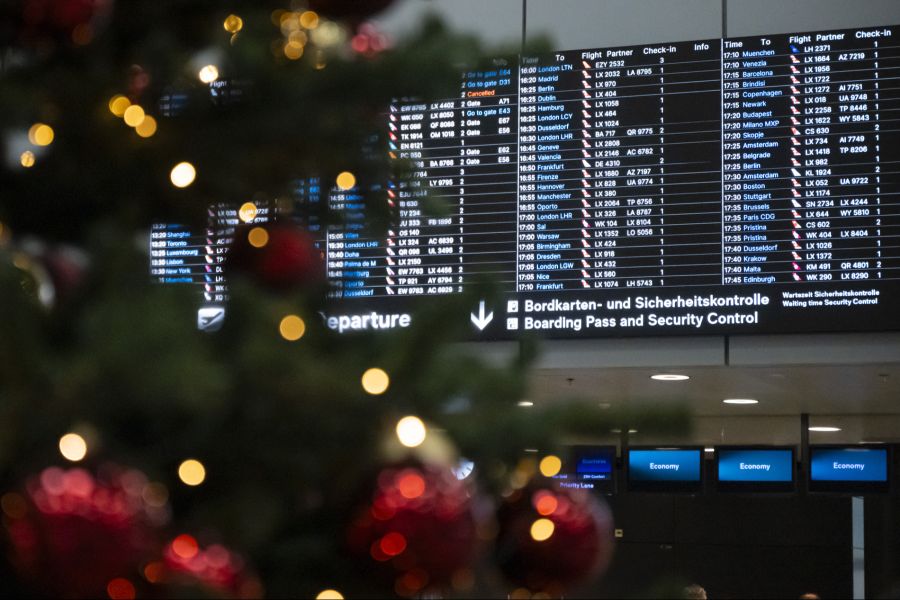 Eine Befragung in Deutschland verdeutlicht das. 77 Prozent der Deutschen können sich vorstellen, während der Feiertage zu verreisen. (Archivbild)