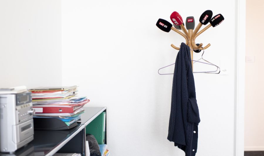 Die SRG müsste bei einer Annahme der Halbierungsinitiative die meisten ihrer Standorte schliessen.