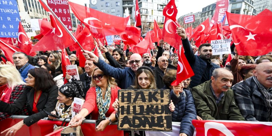 Imamoglu Demo Türkei CHP