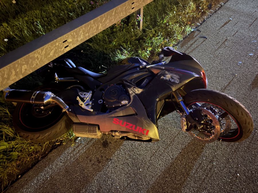 Beim Unfall wurde eine Person verletzt.